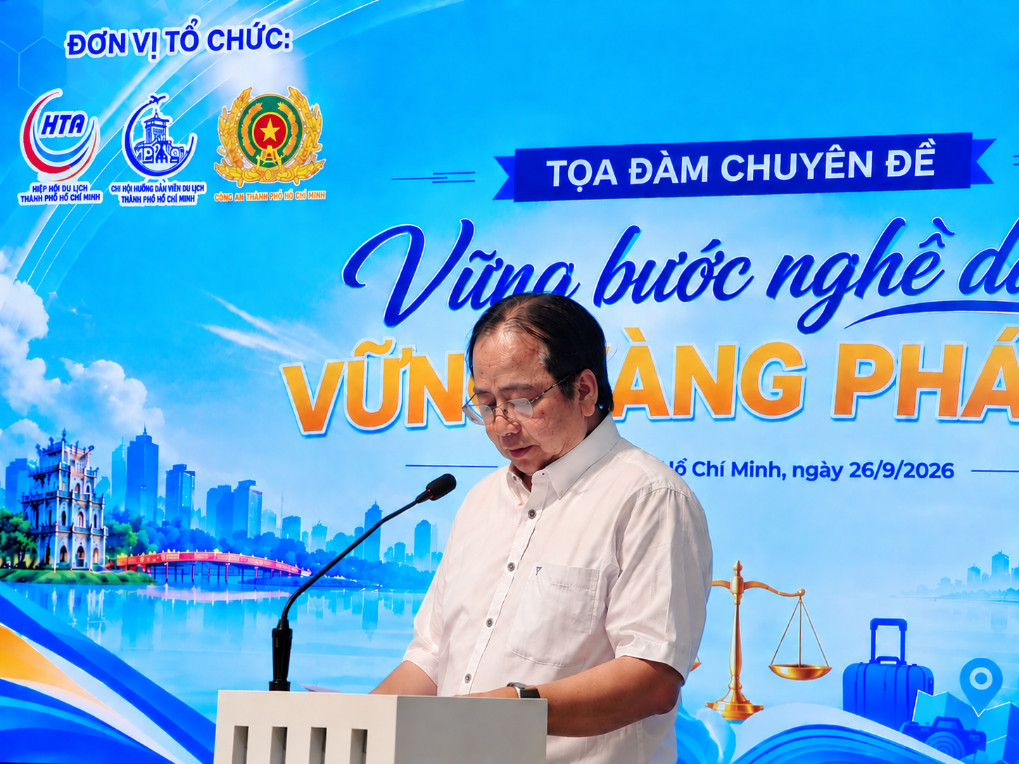 ong-nguyen-viet-anh-phat-bieu-tai-toa-dam-1790416763.png