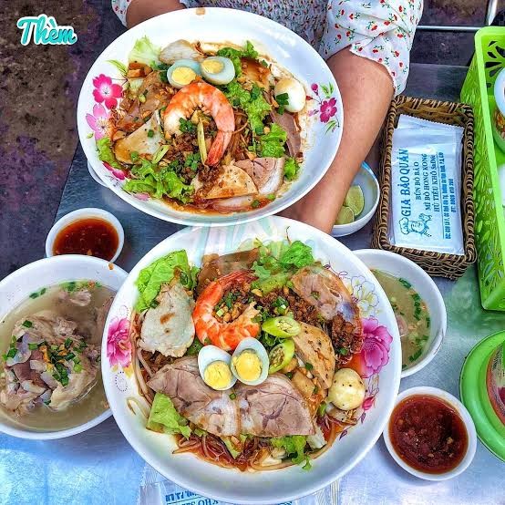 hu-tieu-sa-dec-1793376247.jpg
