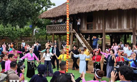 Tháng 3 với “Mùa Xuân và tuổi trẻ” tại Làng Văn hóa-Du lịch các dân tộc Việt Nam