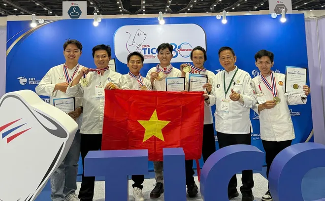 Đầu bếp Việt giành 2 cúp, 10 huy chương vàng tại Giải Vô địch Ẩm thực Quốc tế Thái Lan 2026